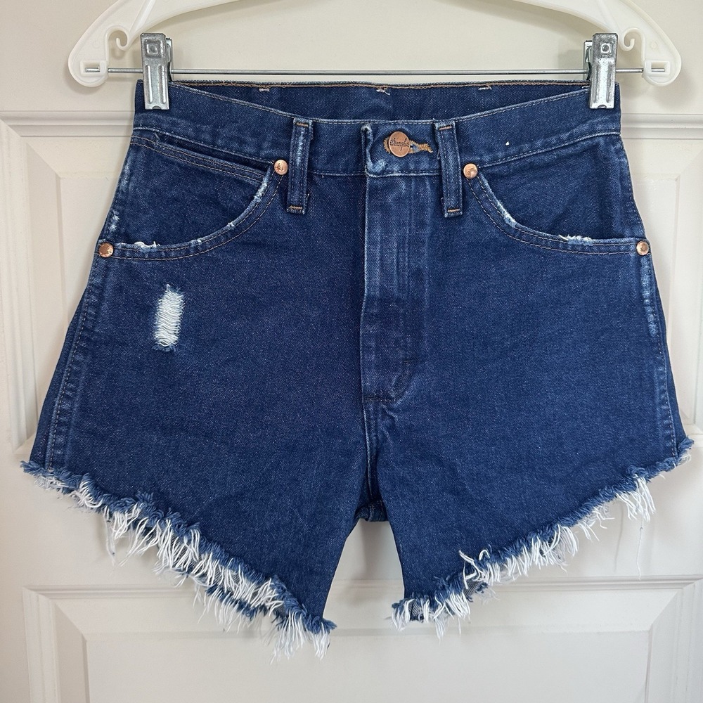 Vintage Wrangler Jean Shorts Cut Off Frayed Ends Women Size 28 Waist Daisy Dukes